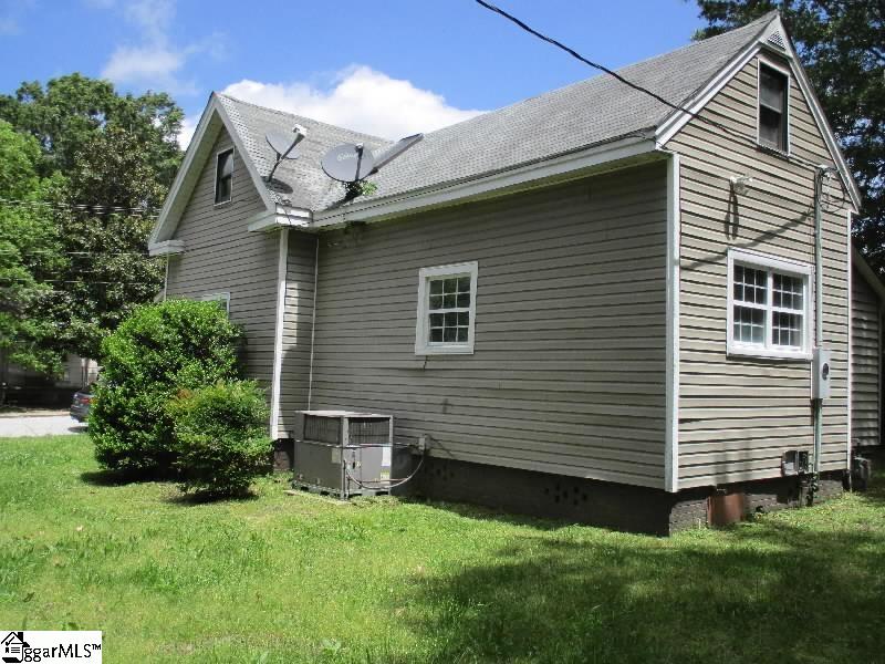 505 Academy Street Clinton, SC 29325 - Photo 3 of 11 Gallery Image 3