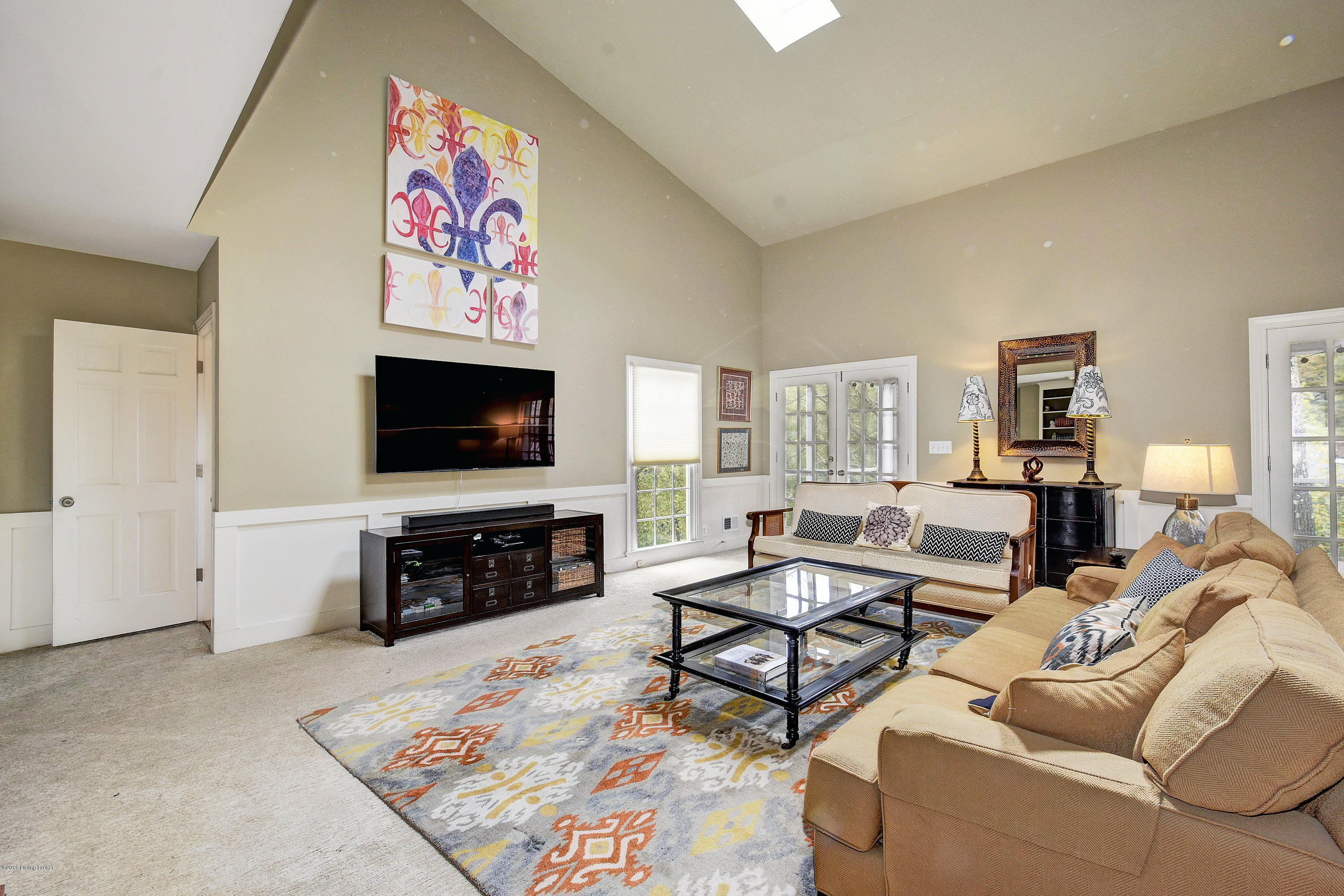 5405 Navajo Road Louisville, KY 40207 - Photo 12 of 47 _DSC3725_7_8