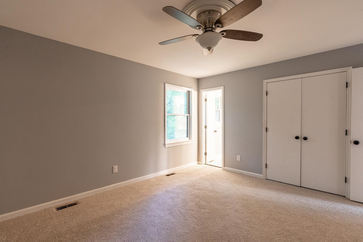 6538 Glendower Road Raleigh, NC 27613 - Photo 27 of 37 Photo 27