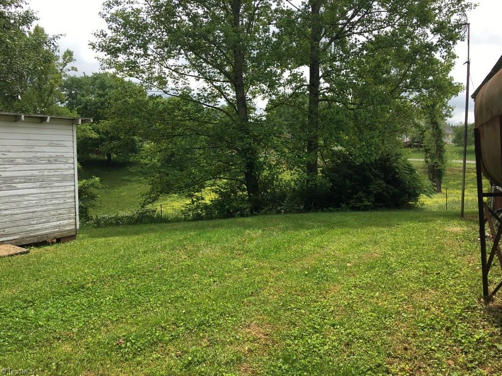 565 Red Brush Road Mount Airy, NC 27030 - Photo 3 of 5 Gallery Image 3