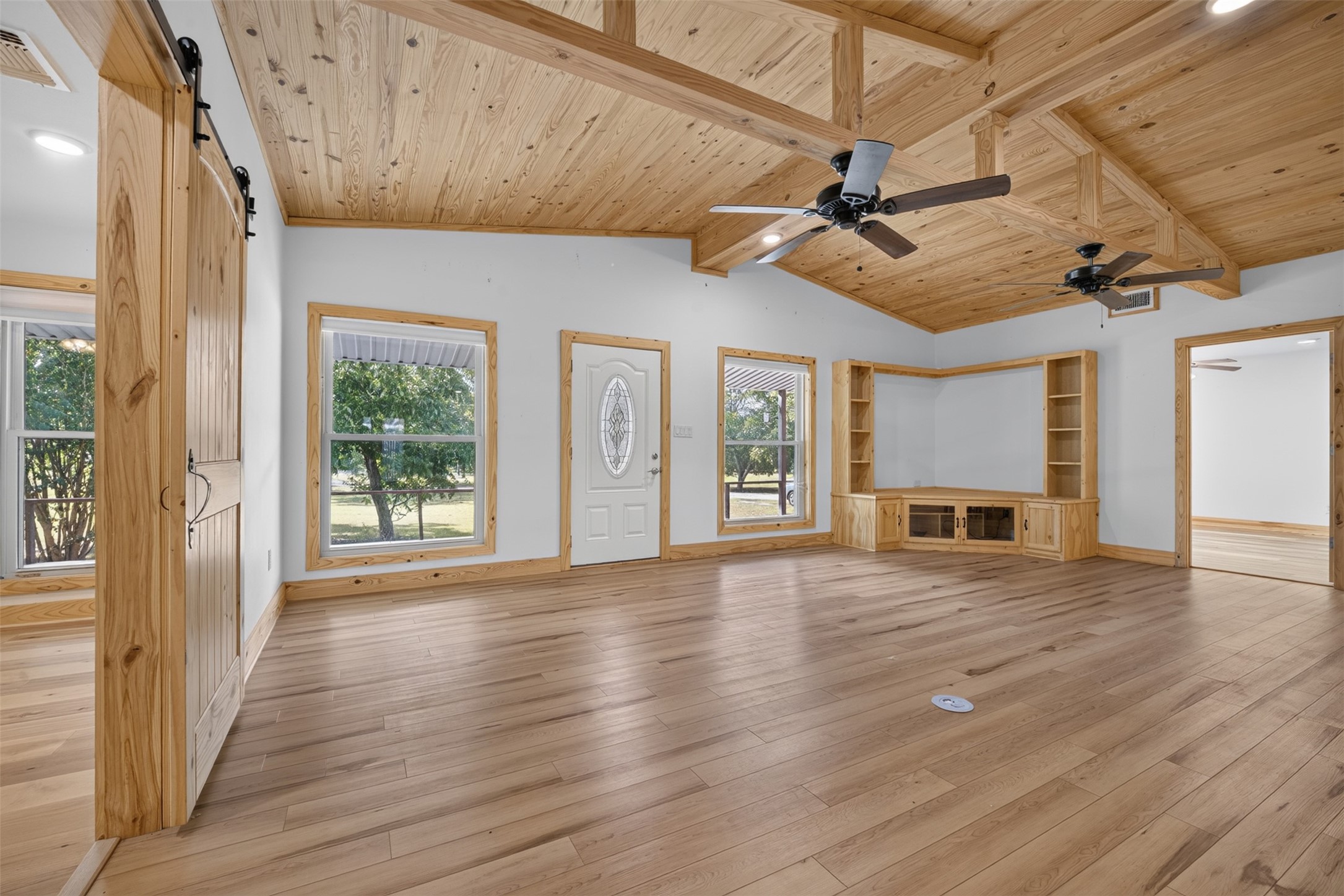 3961 Clay Crk Road Brenham, TX 77833 - Photo 6 of 32 Gallery Image 6