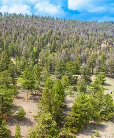 a view of a lake view