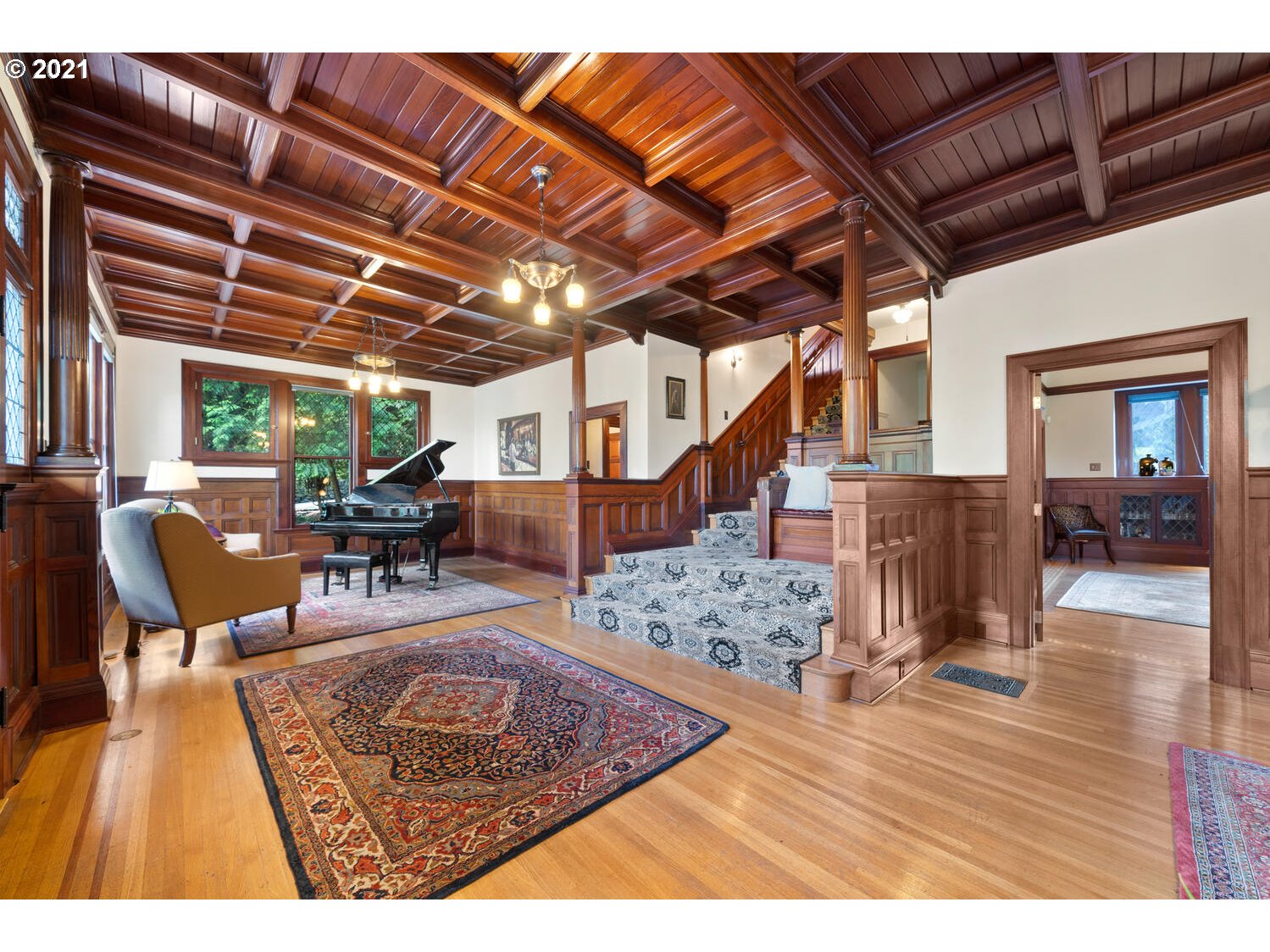 10643 South Riverside Drive Portland, OR 97219 - Photo 13 of 32 Gallery Image 13