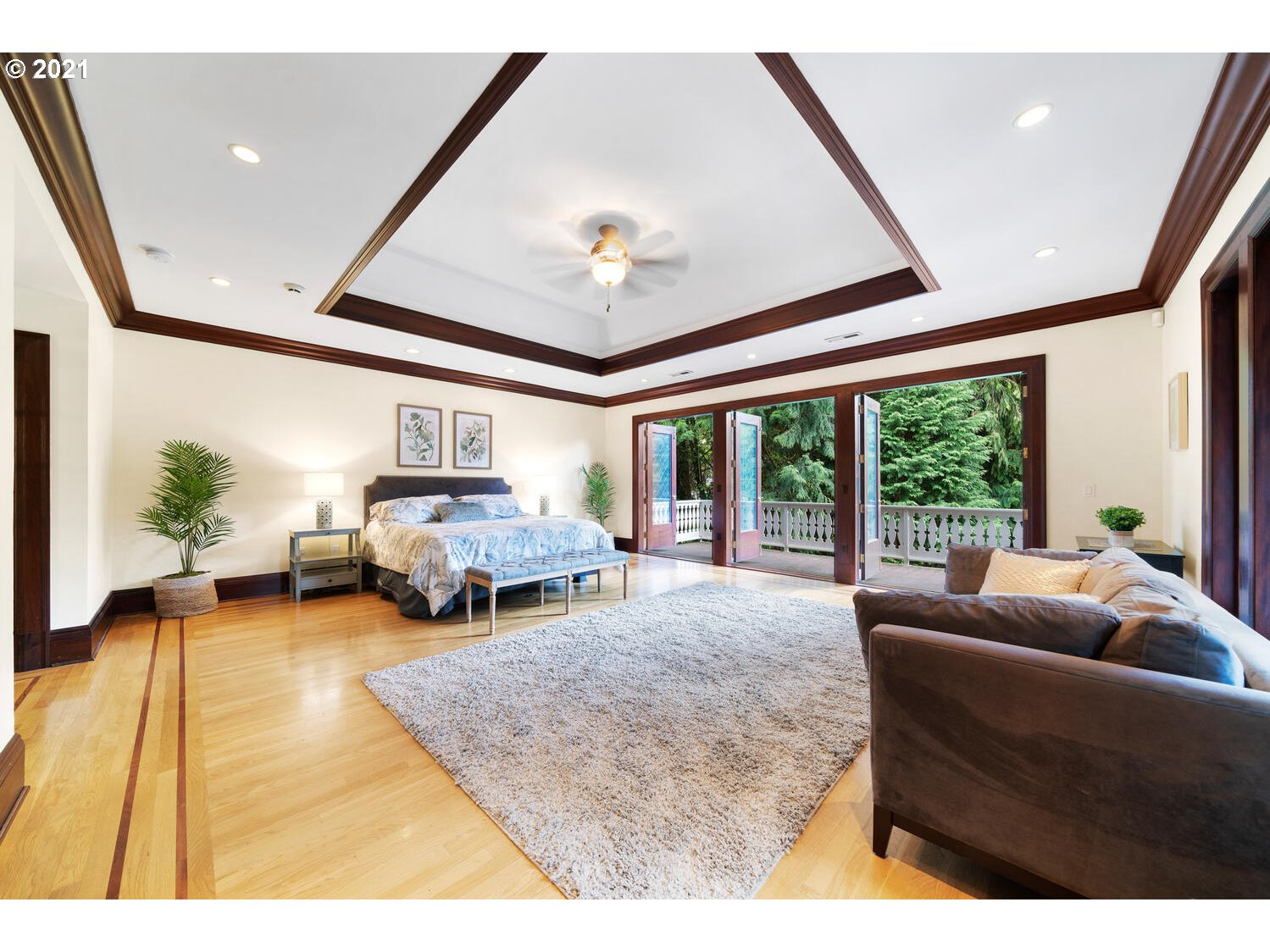 10643 South Riverside Drive Portland, OR 97219 - Photo 17 of 32 Gallery Image 17