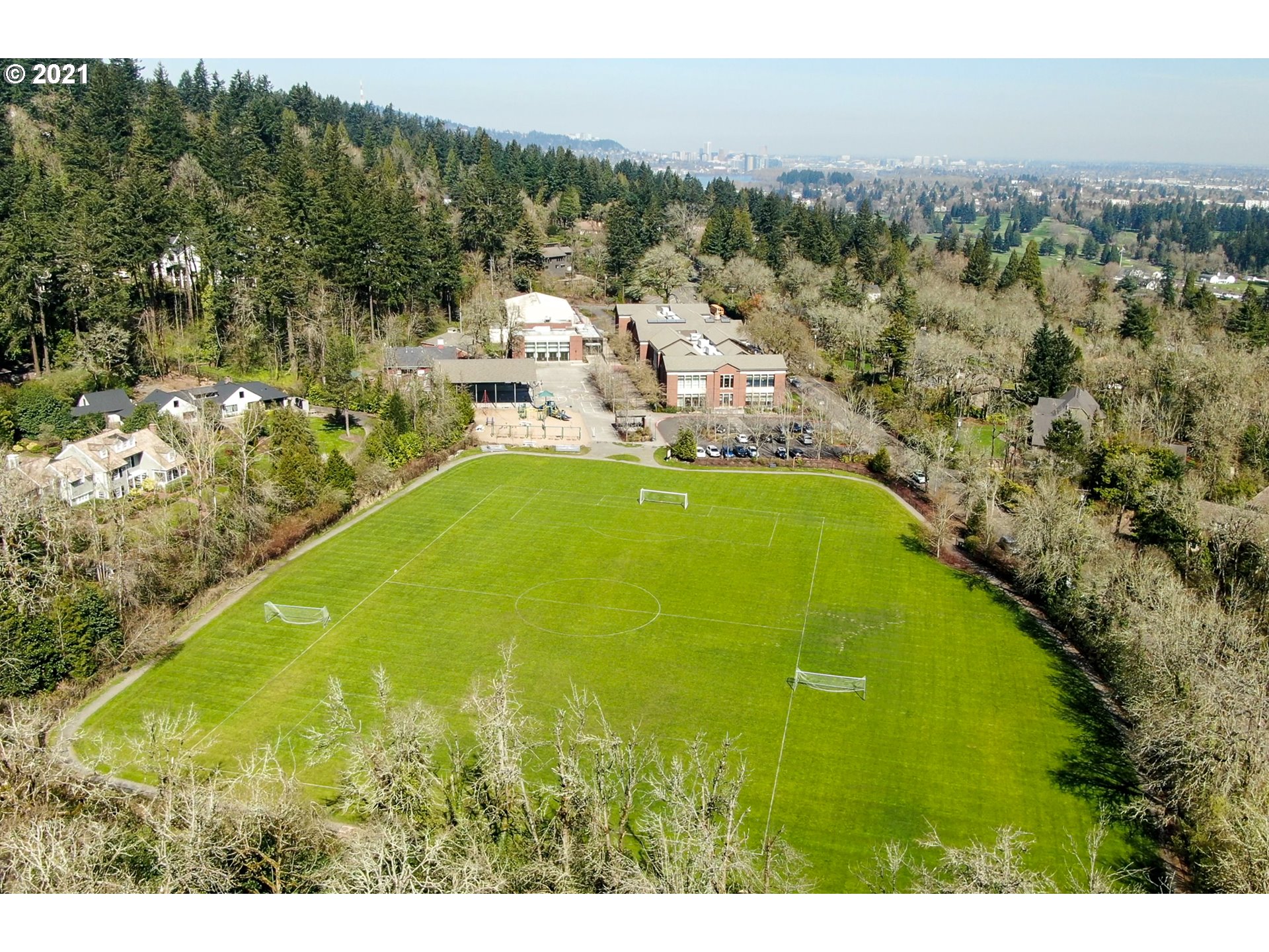 10643 South Riverside Drive Portland, OR 97219 - Photo 32 of 32 Gallery Image 32