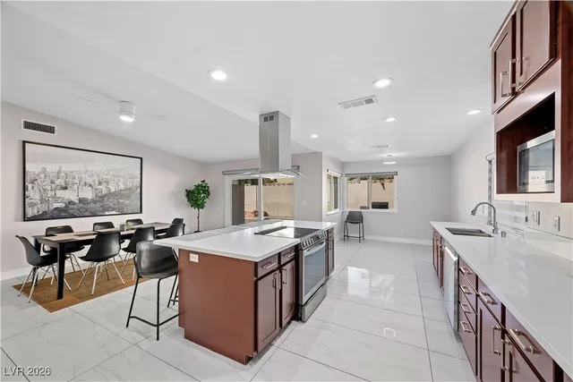 $2,998 | 6324 Peppermill Drive, Las Vegas, NV 89146