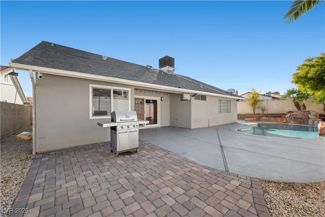 $2,998 | 6324 Peppermill Drive, Las Vegas, NV 89146