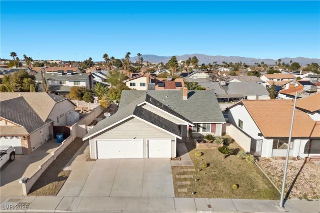 $2,998 | 6324 Peppermill Drive, Las Vegas, NV 89146