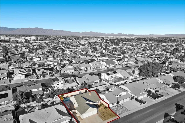 $2,998 | 6324 Peppermill Drive, Las Vegas, NV 89146