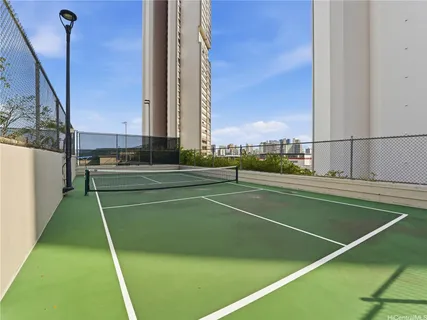 $298,000 | 2499 Kapiolani Boulevard, Unit 3202, Honolulu, HI 96826