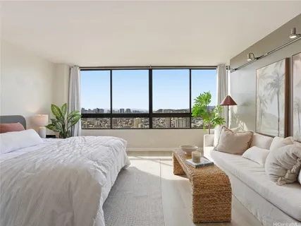$298,000 | 2499 Kapiolani Boulevard, Unit 3202, Honolulu, HI 96826