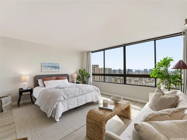 $298,000 | 2499 Kapiolani Boulevard, Unit 3202, Honolulu, HI 96826