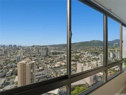 $298,000 | 2499 Kapiolani Boulevard, Unit 3202, Honolulu, HI 96826