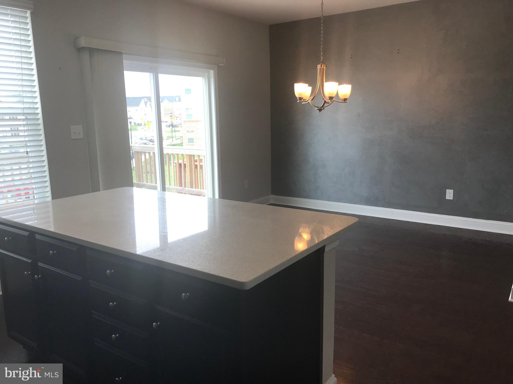 4646 Cambria Road Frederick, MD 21703 - Photo 10 of 33 Kitchen Dining