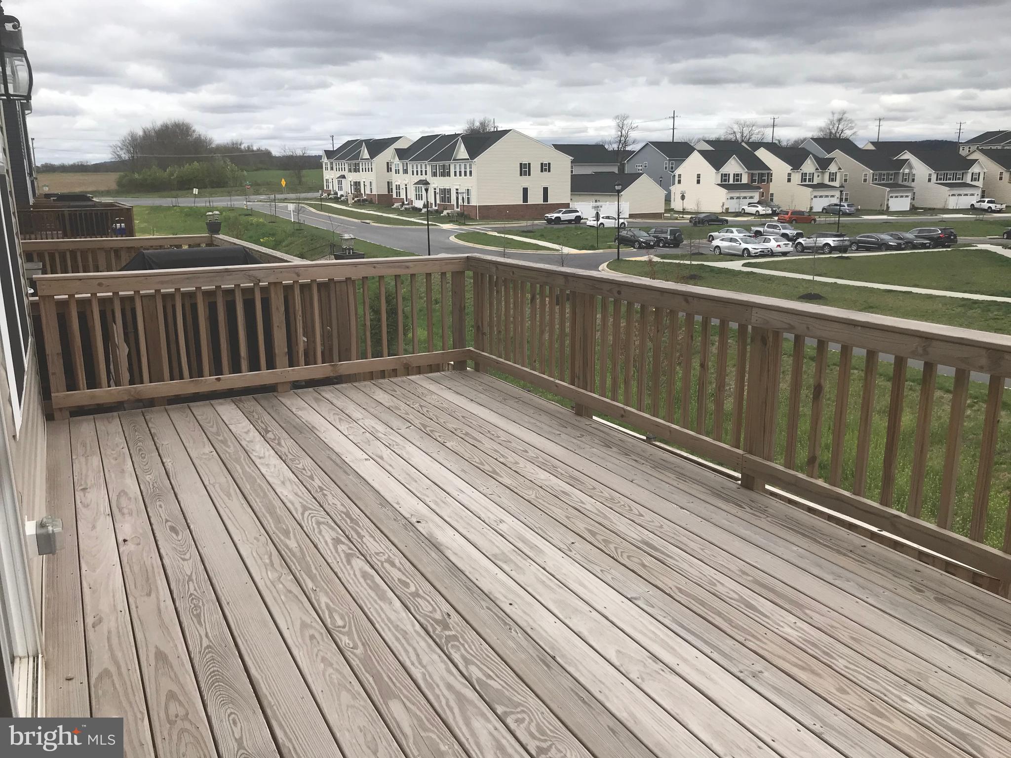 4646 Cambria Road Frederick, MD 21703 - Photo 13 of 33 Deck