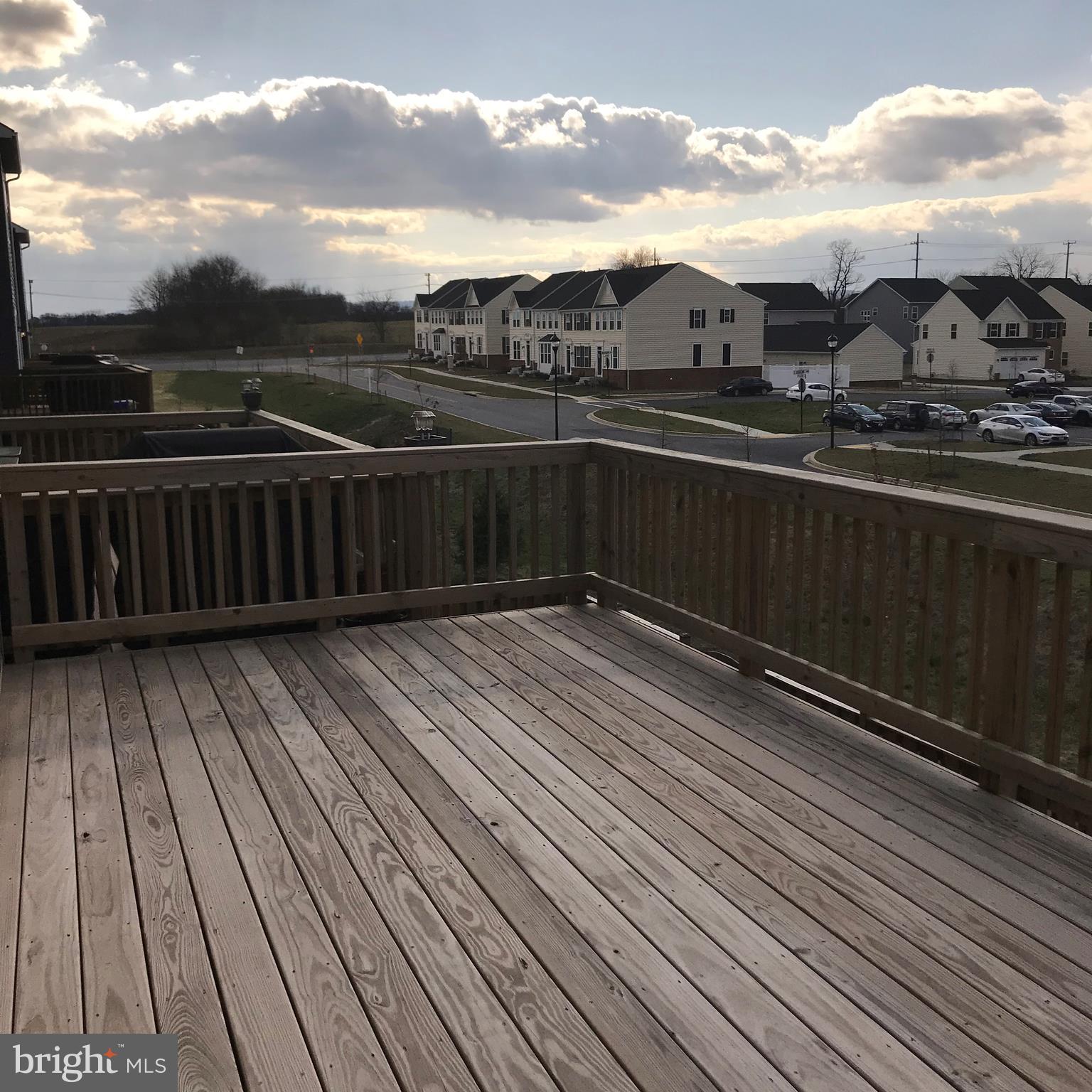 4646 Cambria Road Frederick, MD 21703 - Photo 14 of 33 Deck