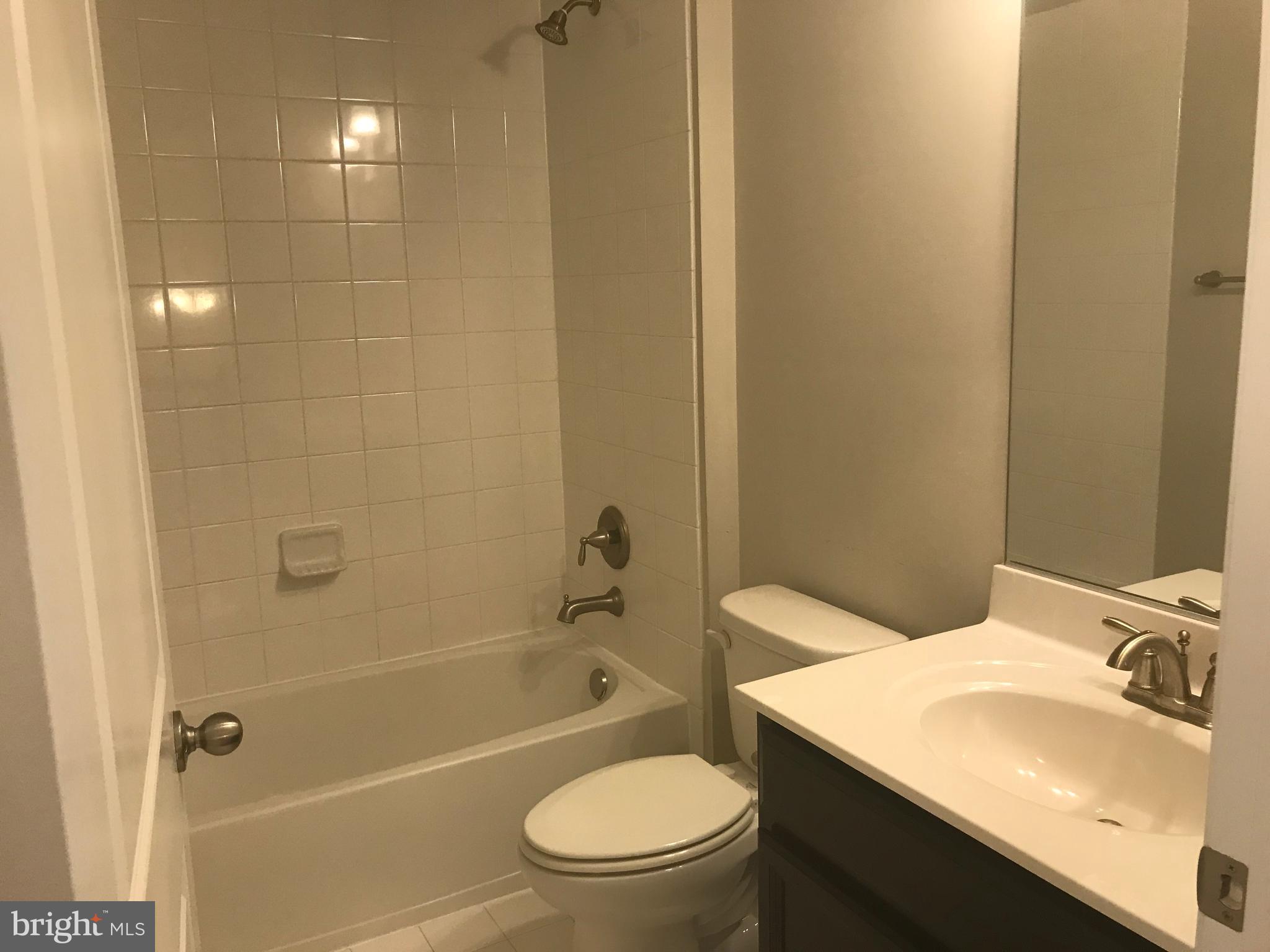 4646 Cambria Road Frederick, MD 21703 - Photo 28 of 33 Guest Bathroom Second Floor