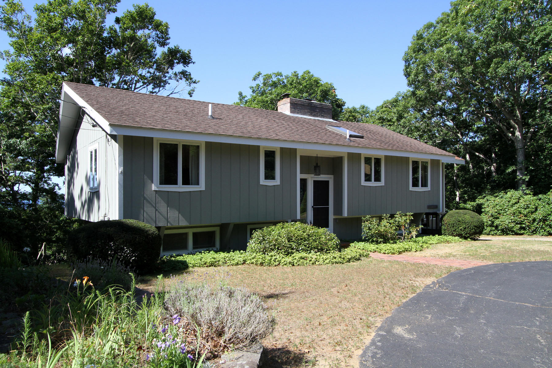 30 Tanglewood Road Brewster, MA 02631 - Photo 3 of 34 IMG_7091