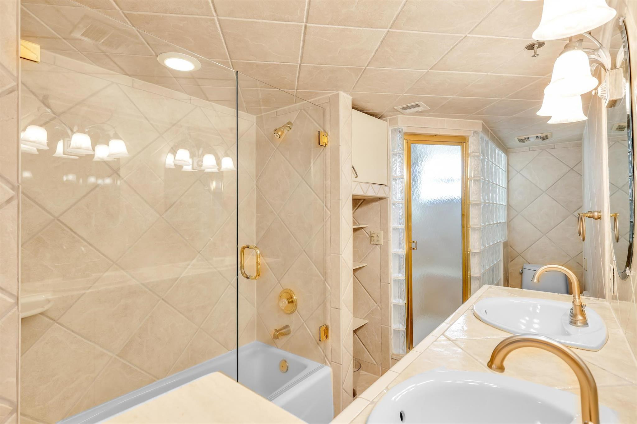 374 Golfview Road, Unit 106 North Palm Beach, FL 33408 - Photo 28 of 40 Photo 29