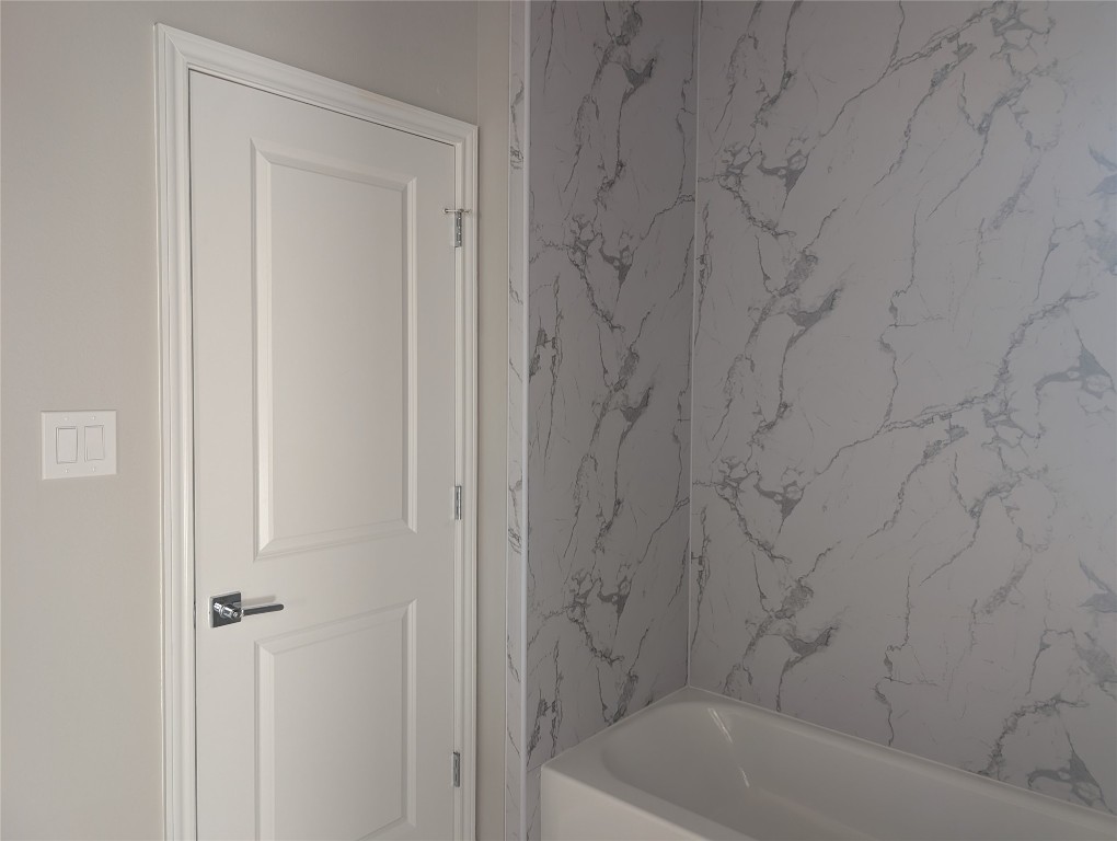 9912 A Clark Road, Unit C Houston, TX 77076 - Photo 7 of 10