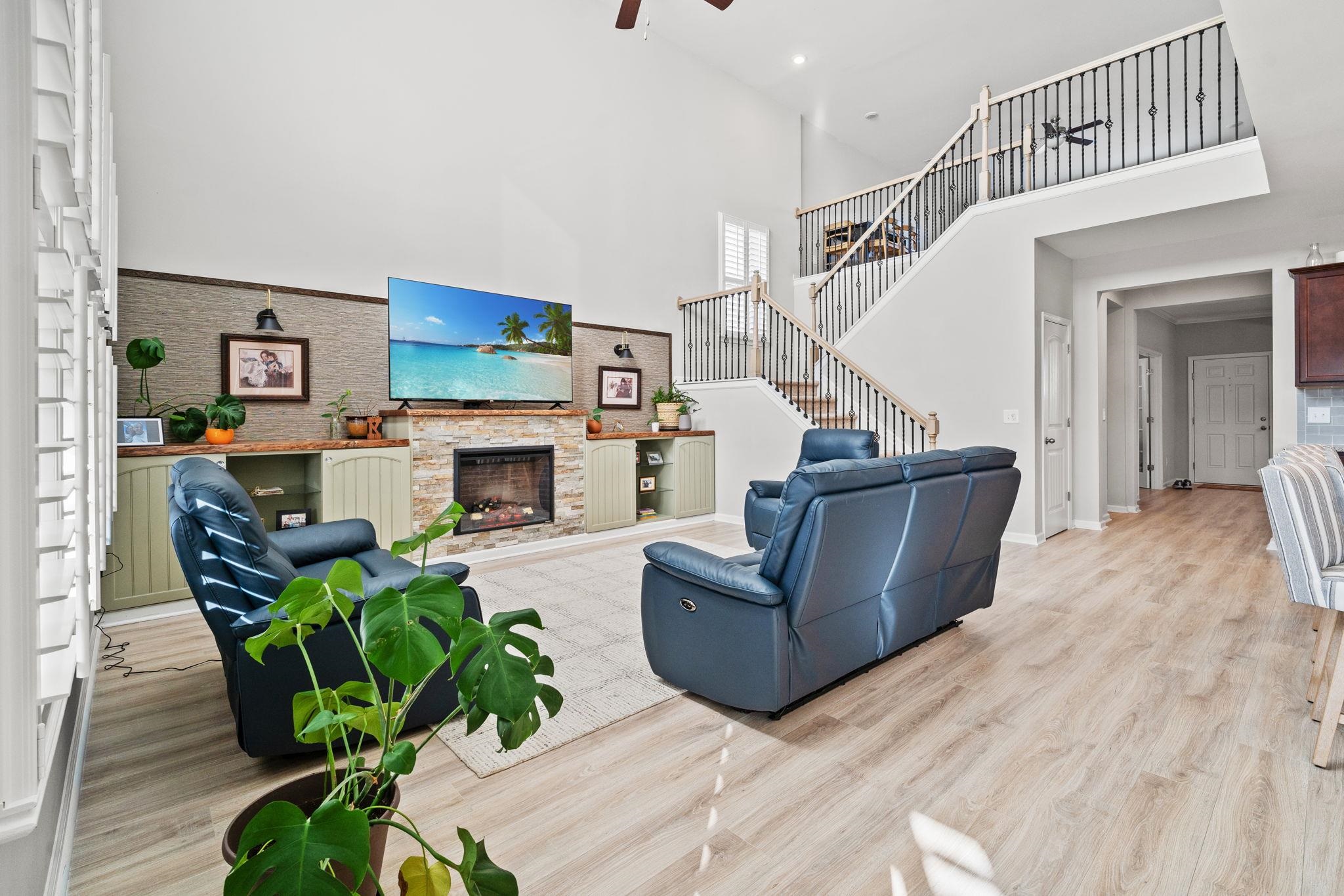 656 Hickman Street Surfside Beach, SC 29575 - Photo 7 of 43