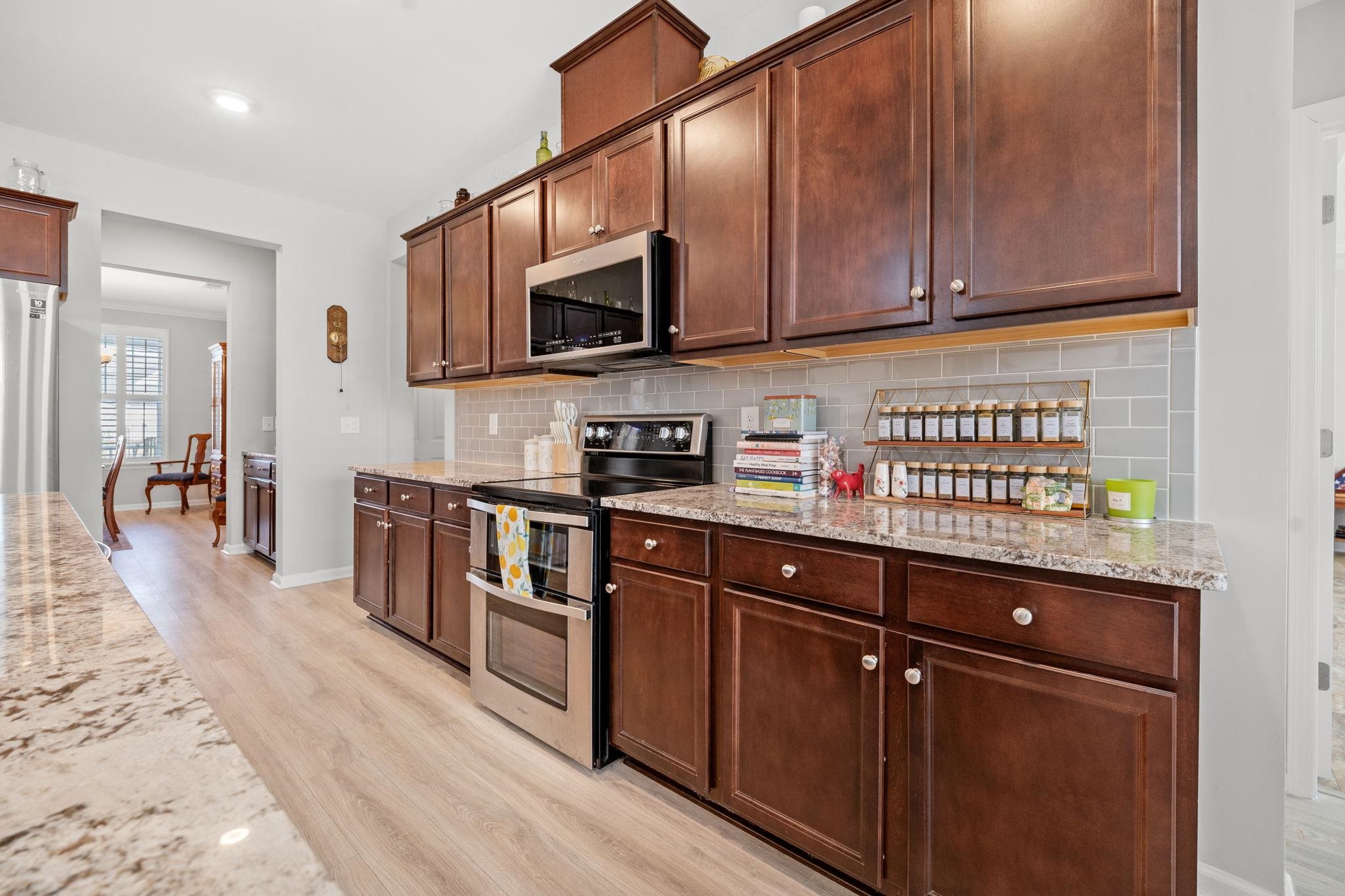 656 Hickman Street Surfside Beach, SC 29575 - Photo 10 of 43