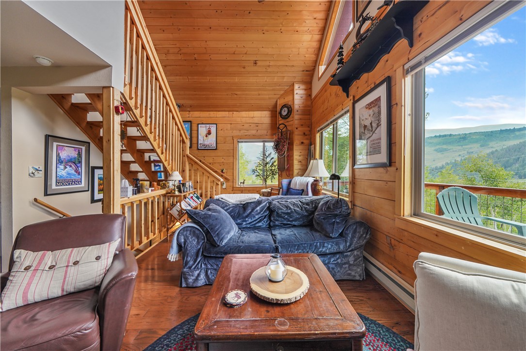 47 Crescent Road Silverthorne, CO 80498 - Photo 4 of 35 Gallery Image 4