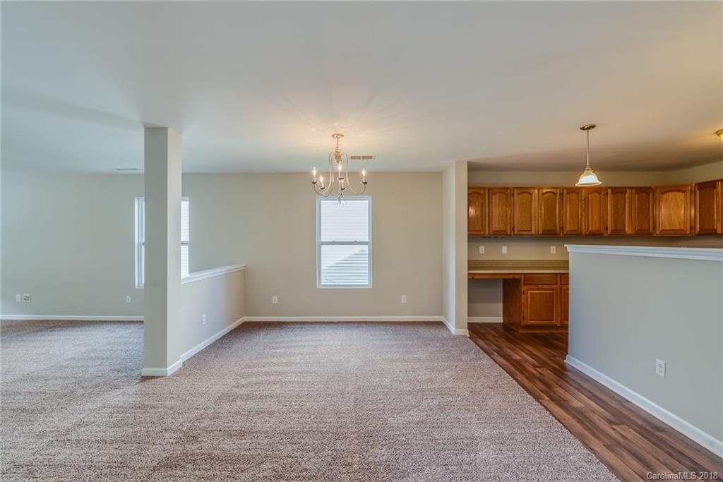 8516 Lustre Road Charlotte, NC 28215 - Photo 8 of 20 Gallery Image 8