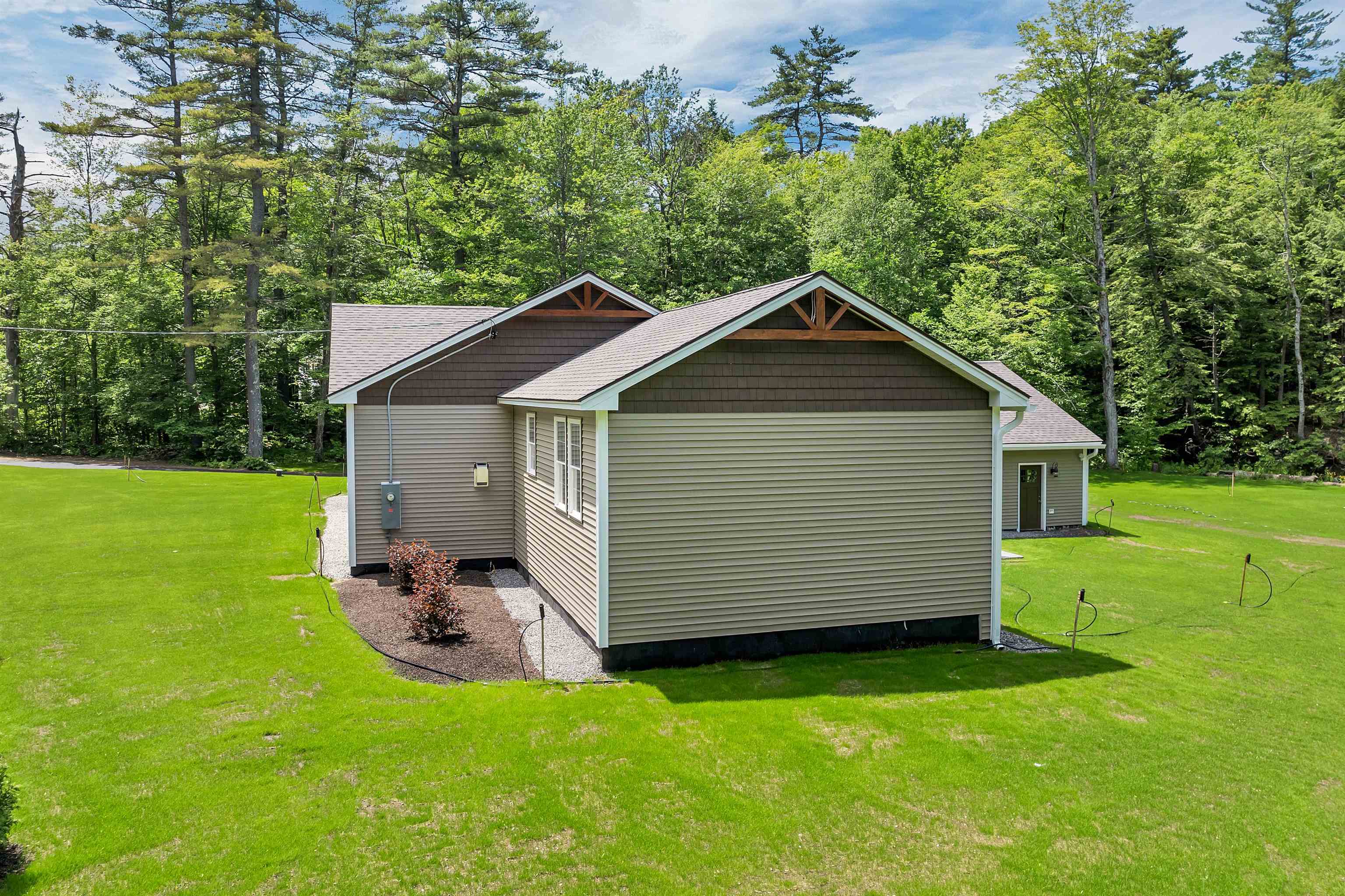120 Cherry Valley Road Gilford, NH 03249 - Photo 6 of 45