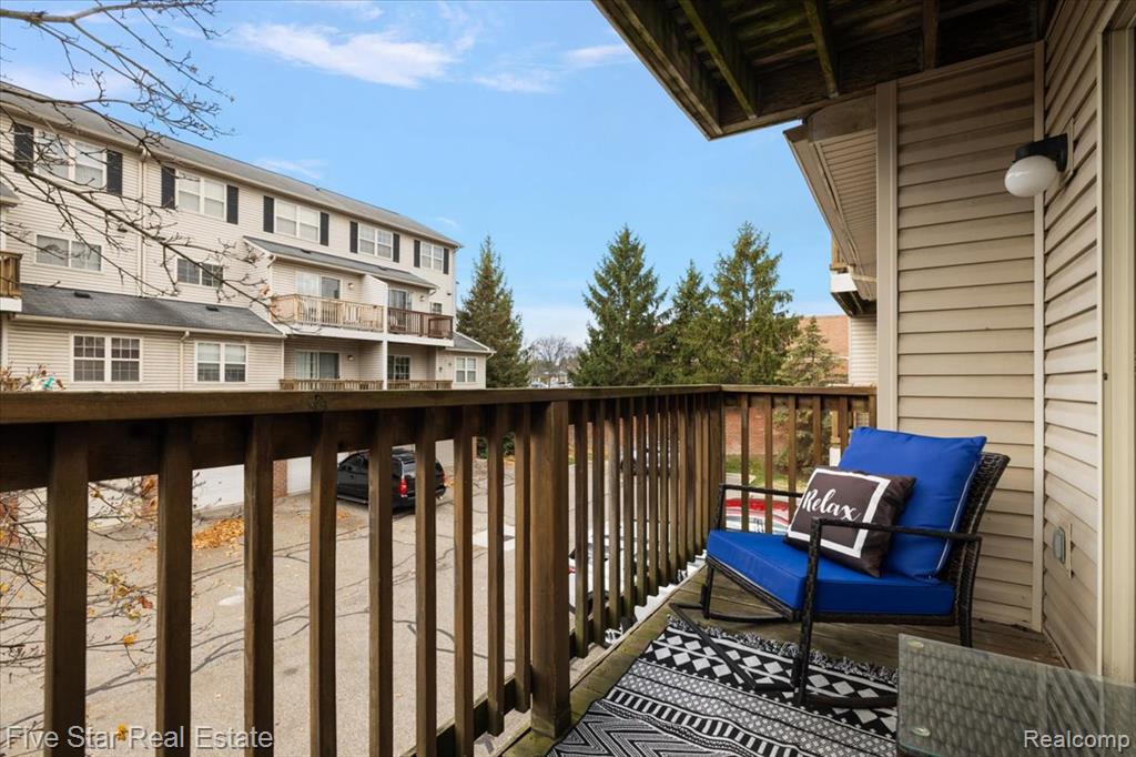 16924 Farmington Road, Unit 93 Livonia, MI 48154 - Photo 45 of 60 Gallery Image 45