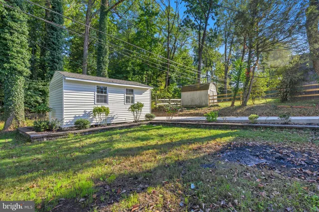 a view of a roof deck with wooden floor
