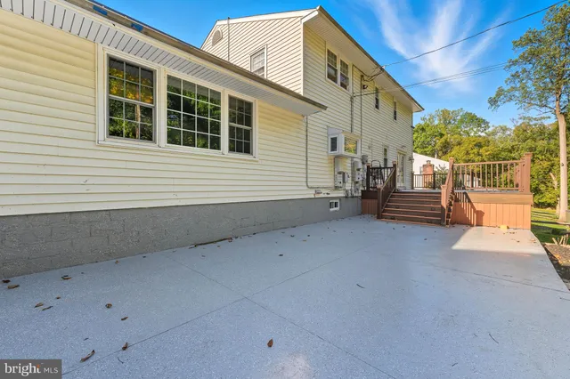 $779,900 | 24 Stone Crop Road, Wilmington, DE 19810