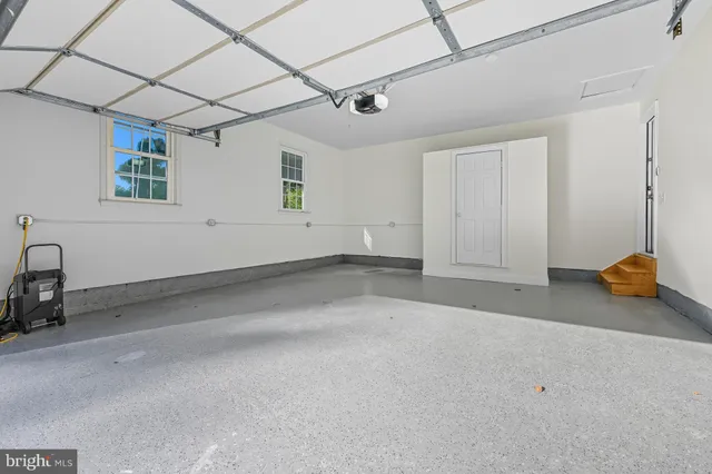 $779,900 | 24 Stone Crop Road, Wilmington, DE 19810