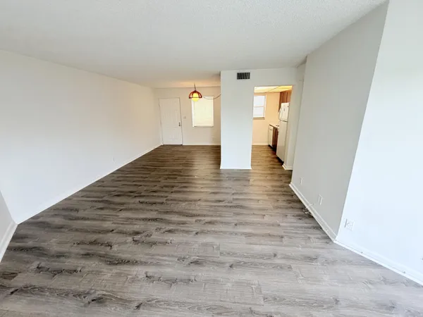 $1,475 | 1720 North Congress Avenue, Unit 309, West Palm Beach, FL 33401