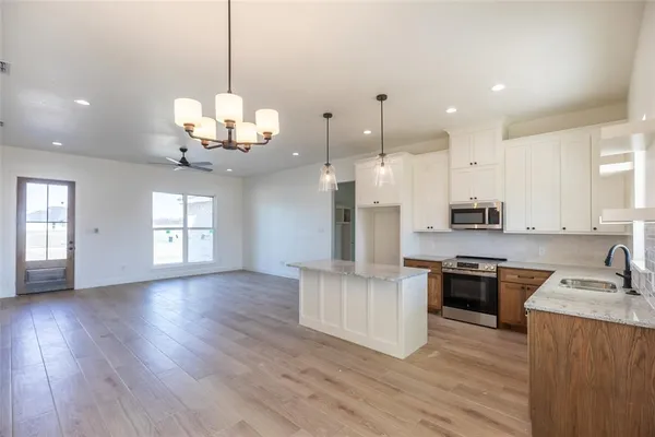 $398,900 | 801 Whispering Oaks, Clyde, TX 79510