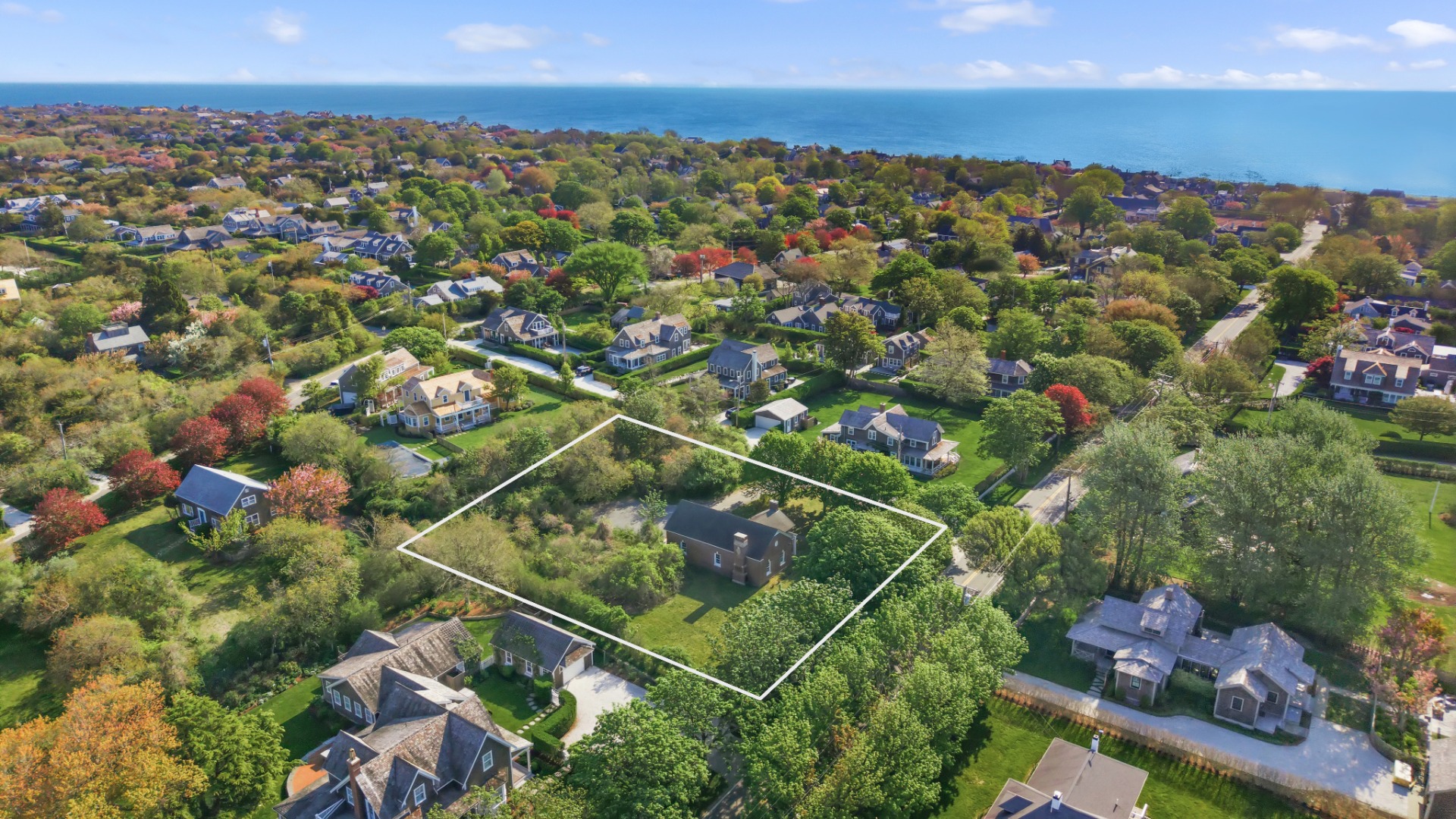 37 Main Street Nantucket, MA 02554 - Photo 2 of 9