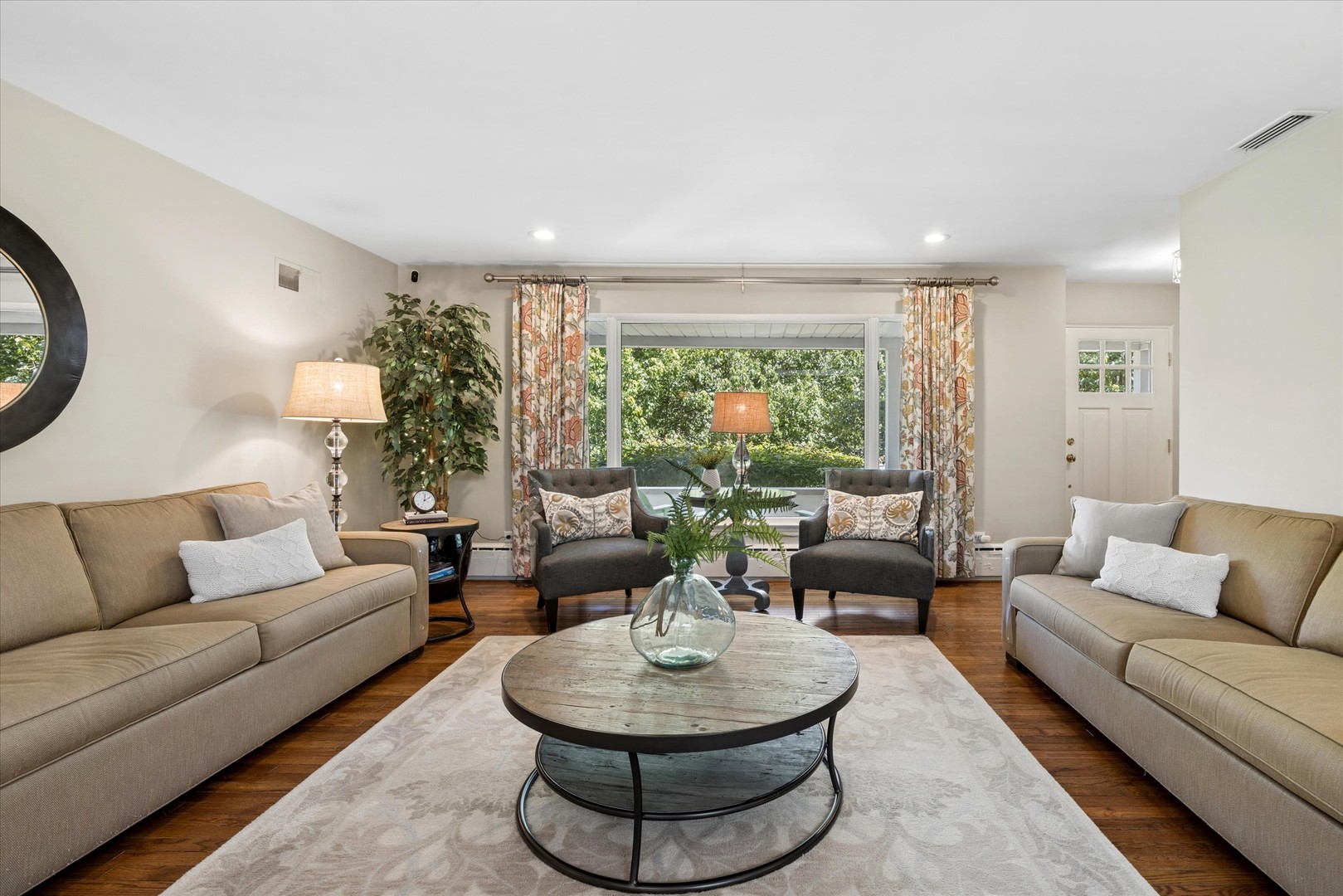 671 Revere Road Glen Ellyn, IL 60137 - Photo 5 of 40