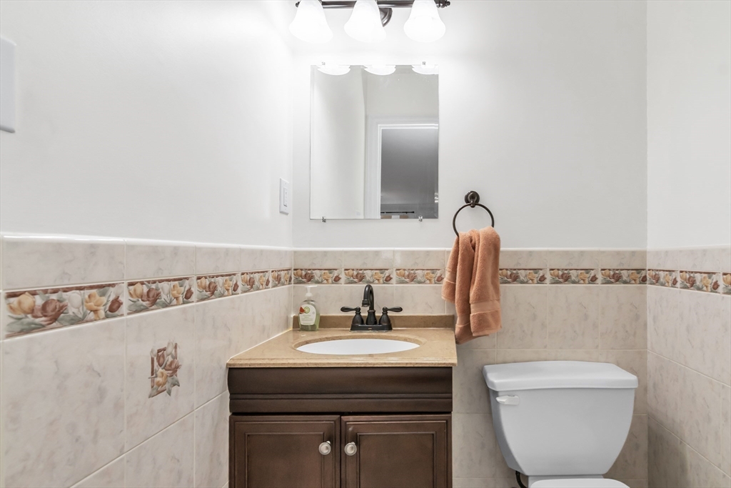 216 Rangeway Road, Unit 1101 Billerica, MA 01862 - Photo 13 of 29