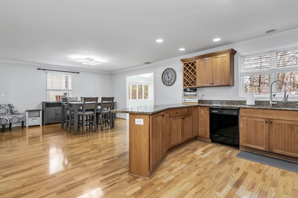 216 Rangeway Road, Unit 1101 Billerica, MA 01862 - Photo 8 of 29