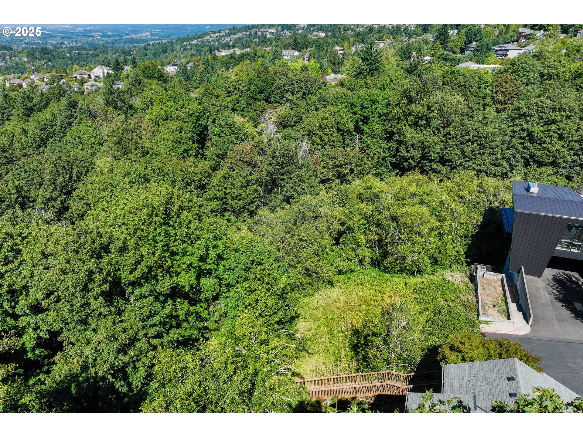 8049 Northwest Prominence Court Portland, OR 97229 - Photo 11 of 19
