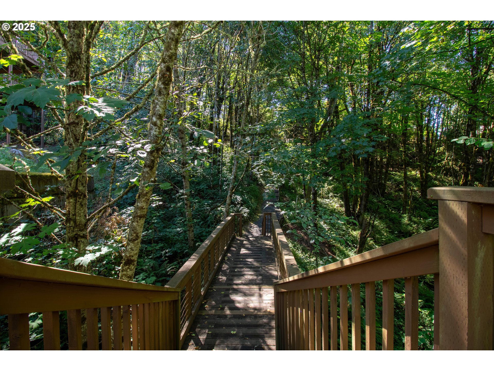 8049 Northwest Prominence Court Portland, OR 97229 - Photo 7 of 19