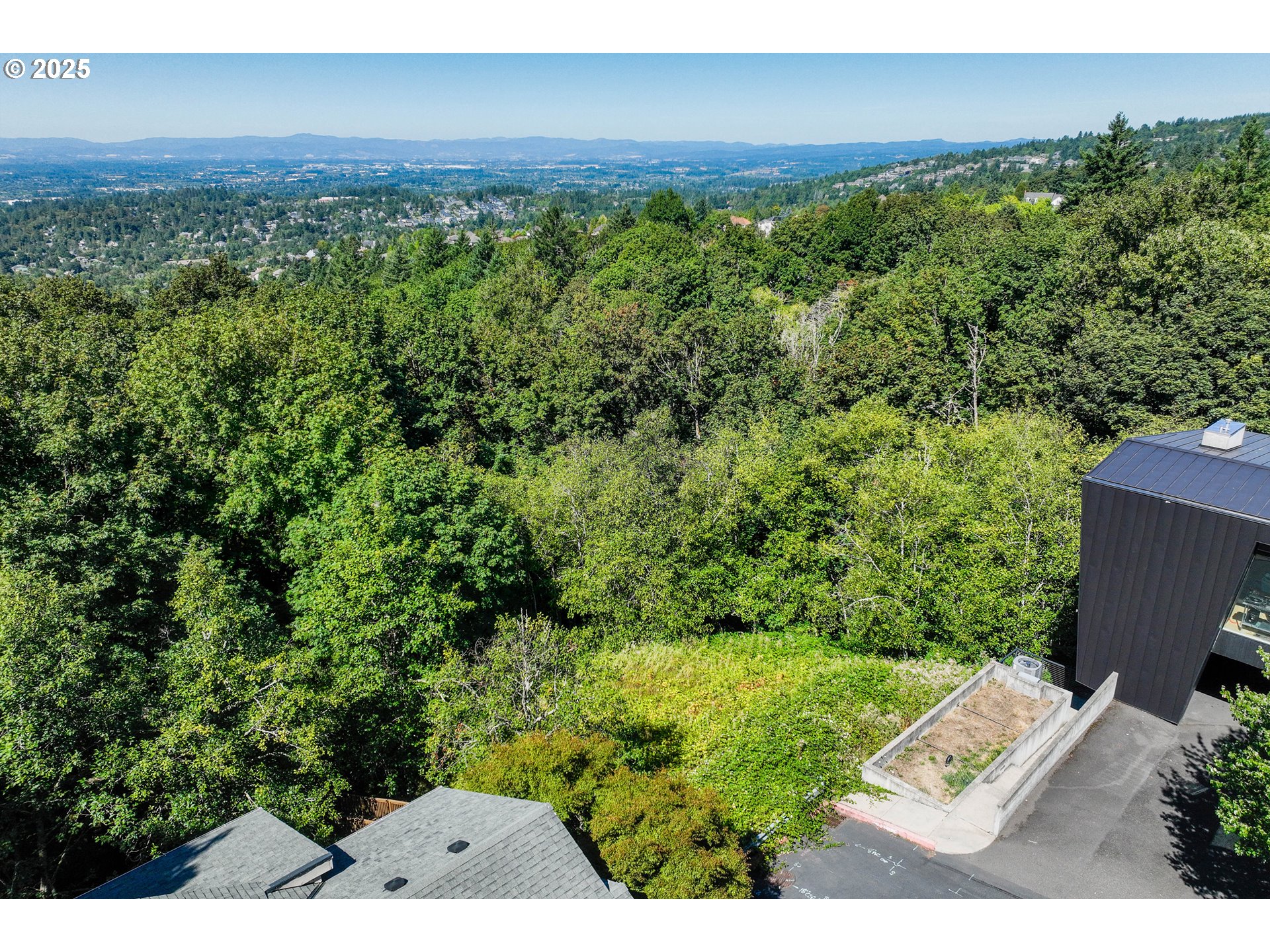 8049 Northwest Prominence Court Portland, OR 97229 - Photo 10 of 19