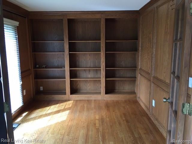 700 Snowmass Drive Rochester, MI 48309 - Photo 2 of 10