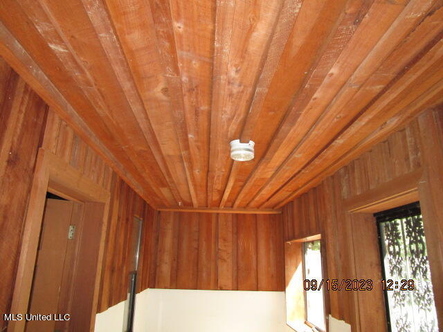 863 Oakdale Road Coldwater, MS 38618 - Photo 8 of 55 IMG_5179