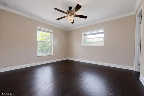 $2,595 | 2302 Southwest 53rd Terrace, Cape Coral, FL 33914