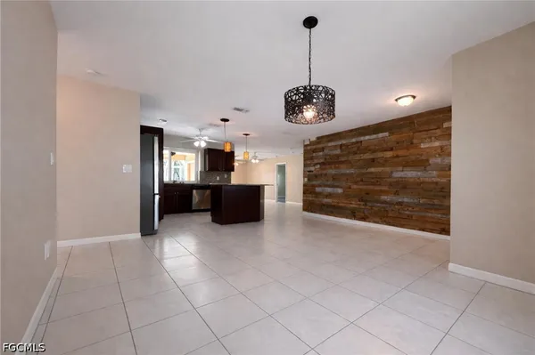$2,595 | 2302 Southwest 53rd Terrace, Cape Coral, FL 33914