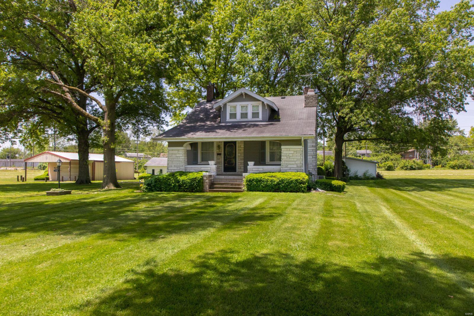 11419 Larimore Road St. Louis, MO 63138 - Photo 1 of 26