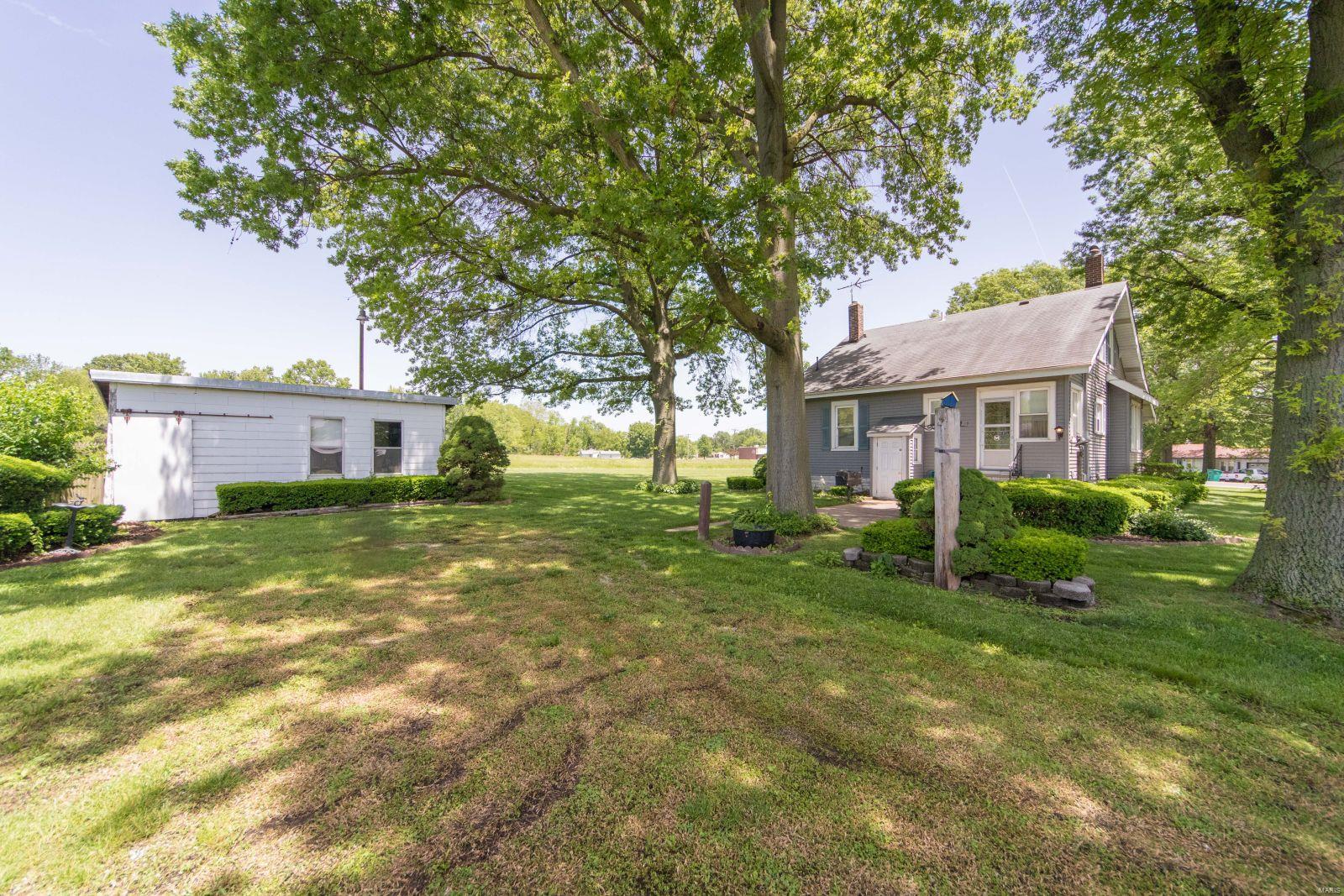 11419 Larimore Road St. Louis, MO 63138 - Photo 8 of 26