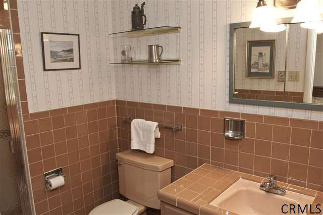 487 Stratton Place Bethlehem, NY 12054 - Photo 6 of 8 Photo 6