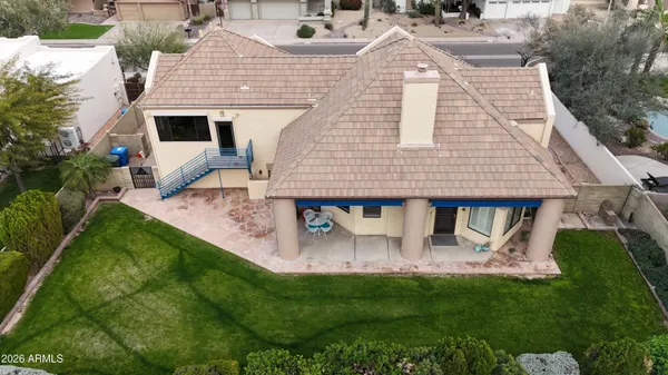 a black and white photo of a floor plan